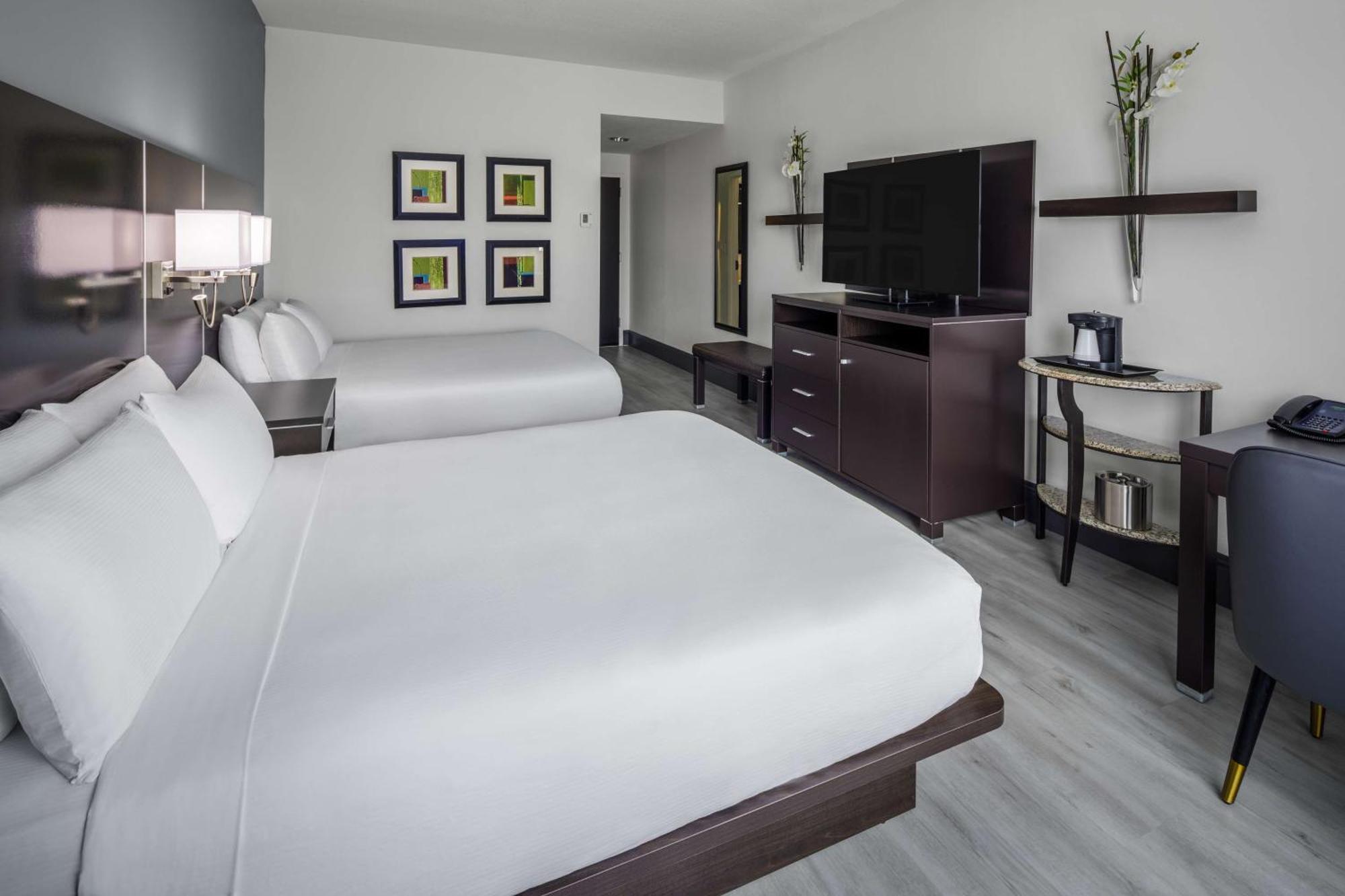Doubletree By Hilton Sarasota Bradenton Airport Hotel Exterior foto