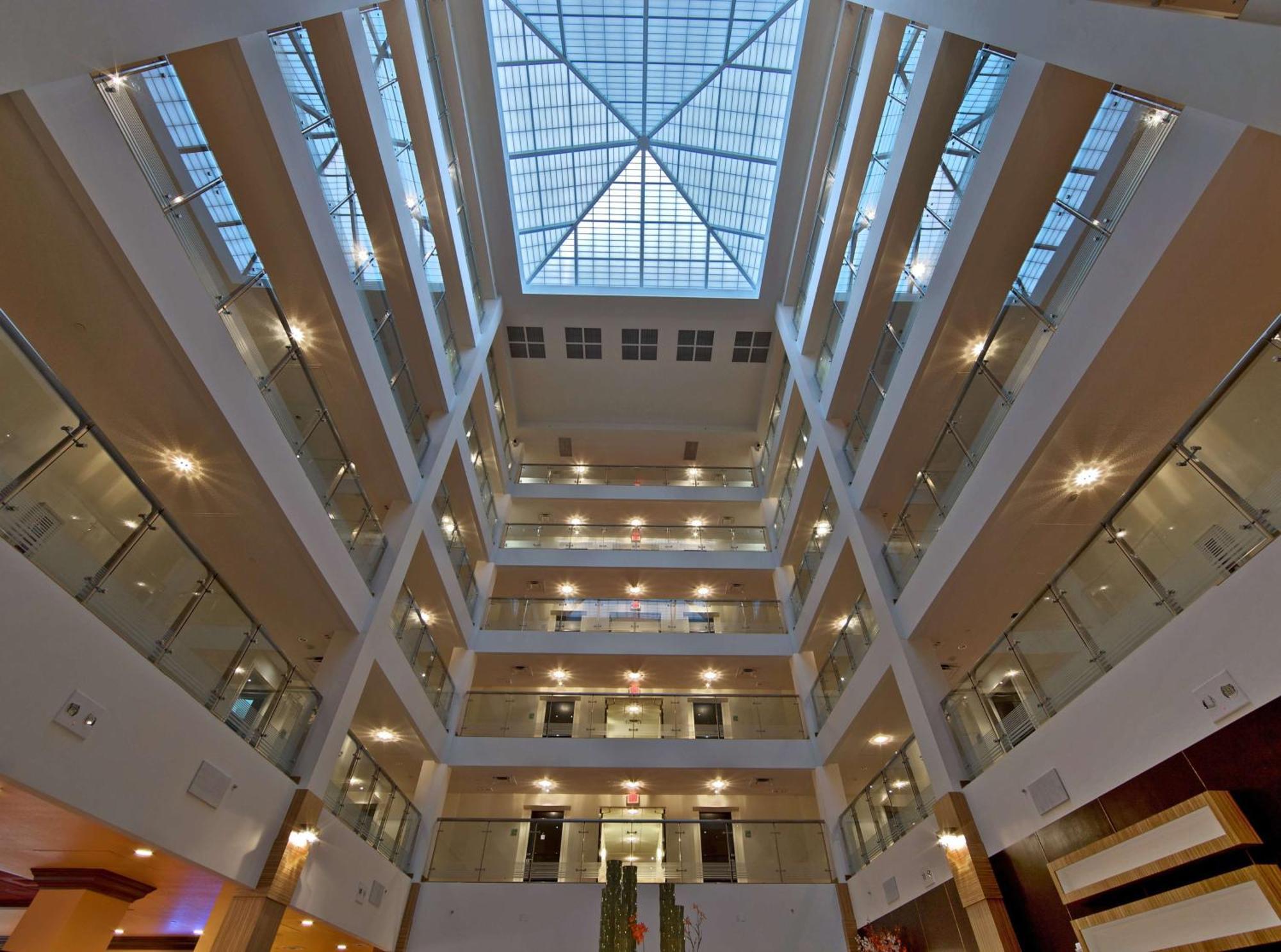 Doubletree By Hilton Sarasota Bradenton Airport Hotel Exterior foto